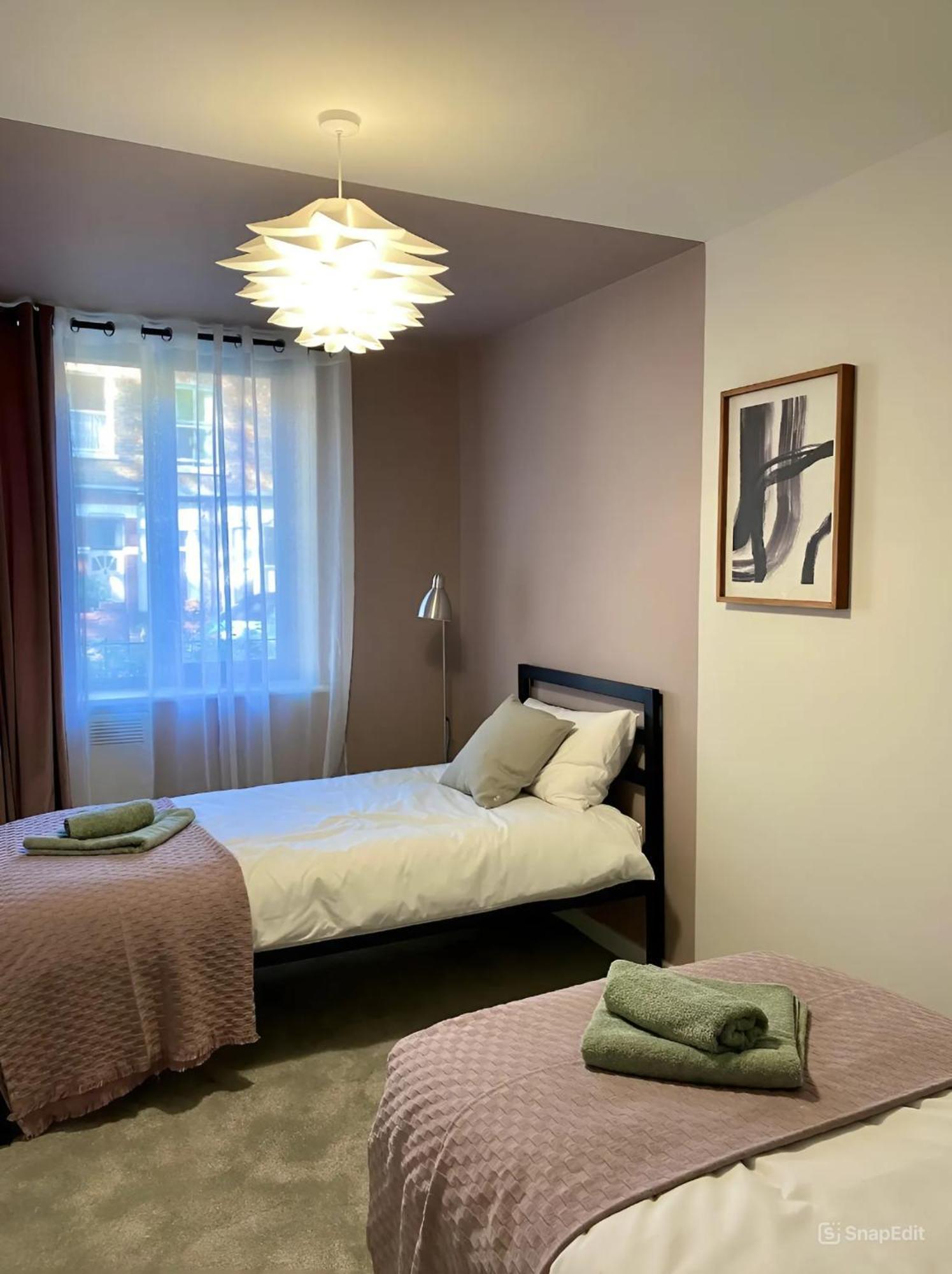 Modern Apartment In Central Quiet York With Free Parking - Contemporary New Building Екстер'єр фото